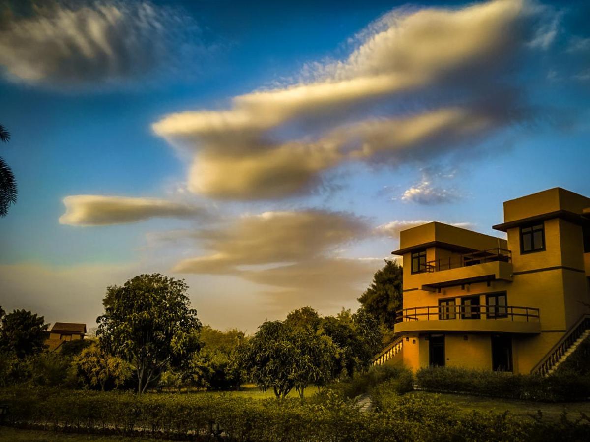 Pushkar Resort Bagian luar foto